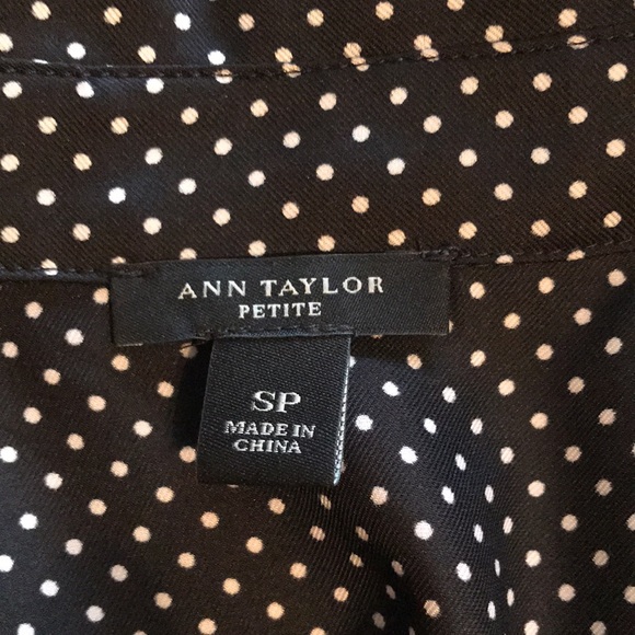 Ann Taylor sleeveless blouse - Picture 6 of 6